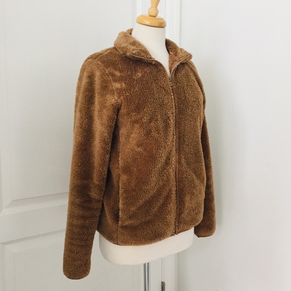 SOLD💔Uniqlo fleece jacket - Picture 2 of 3